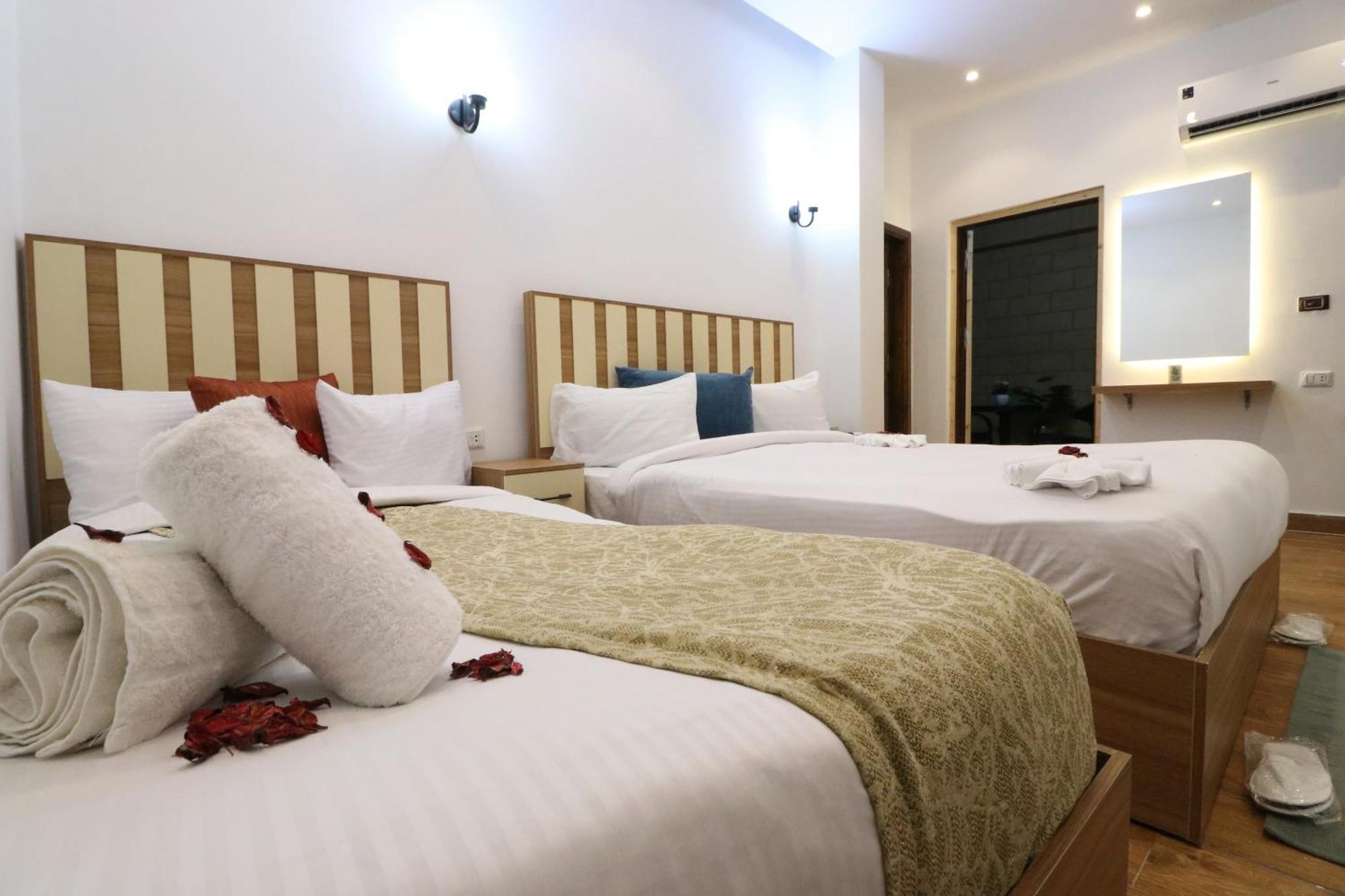 West Pyramids Hotel Kafret el-Gabal Buitenkant foto