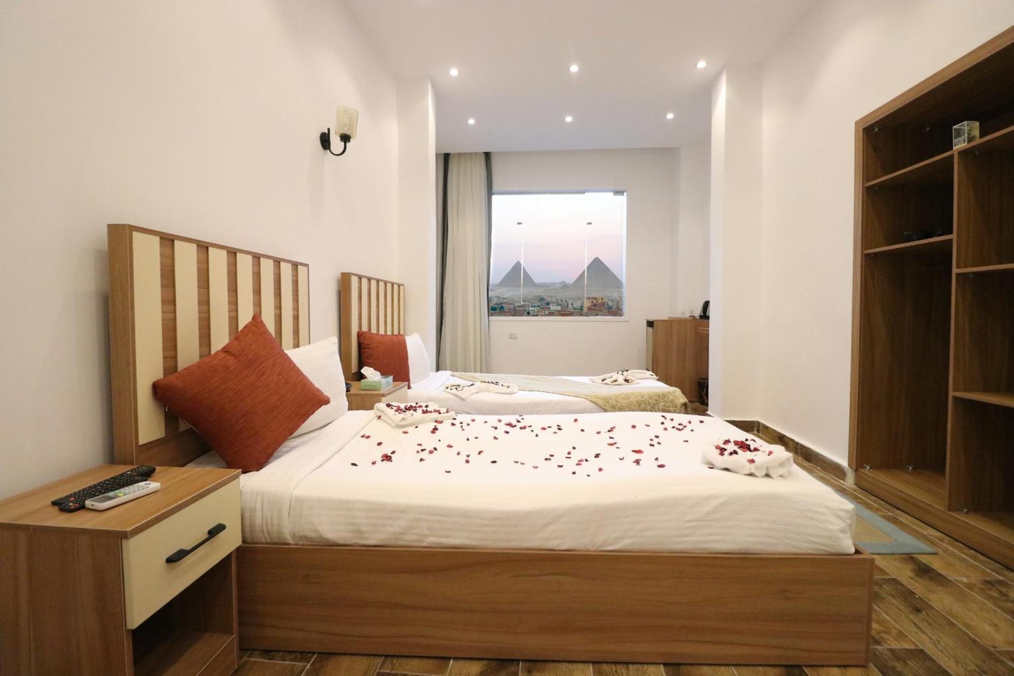 West Pyramids Hotel Kafret el-Gabal Buitenkant foto