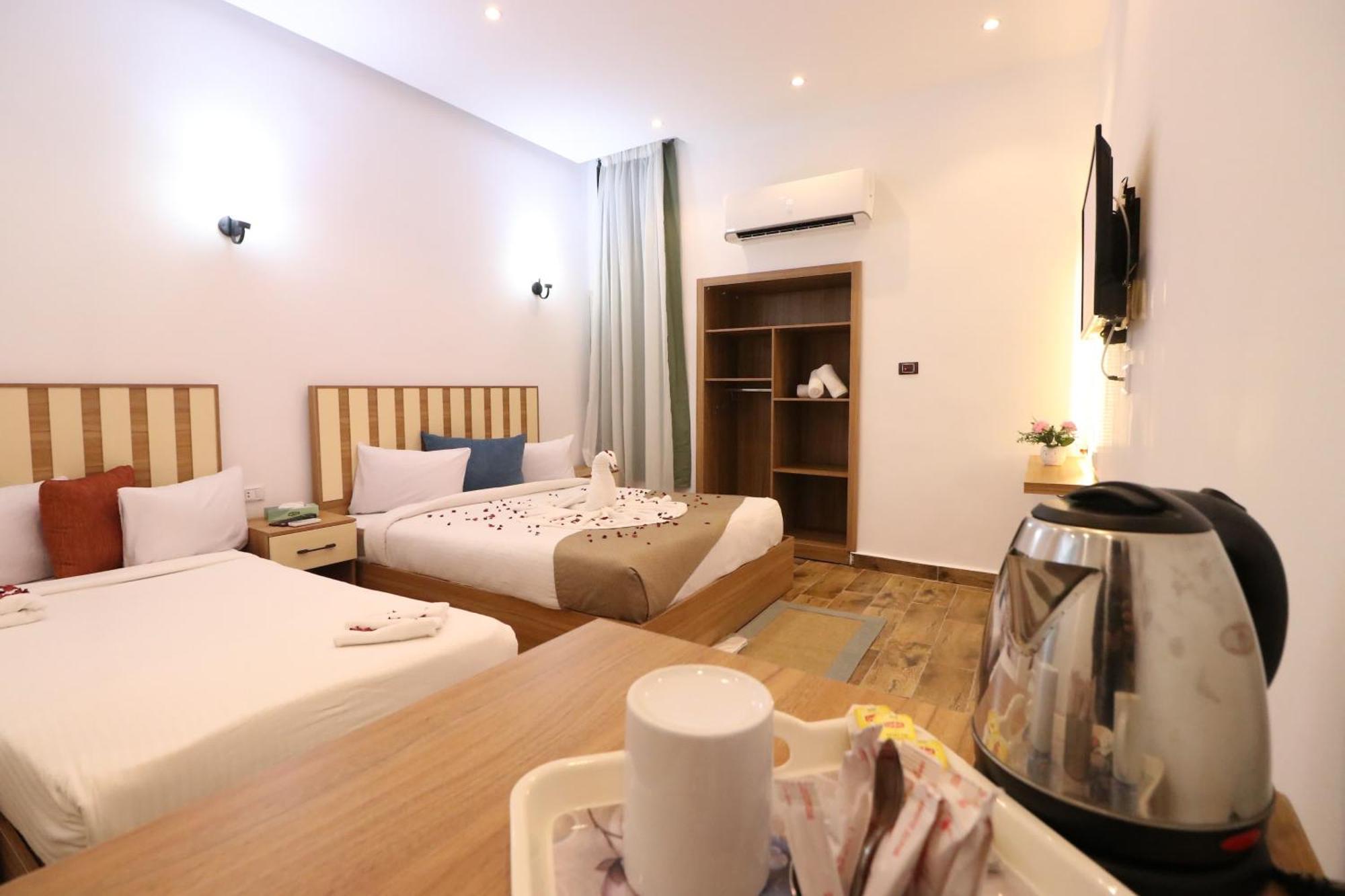West Pyramids Hotel Kafret el-Gabal Buitenkant foto
